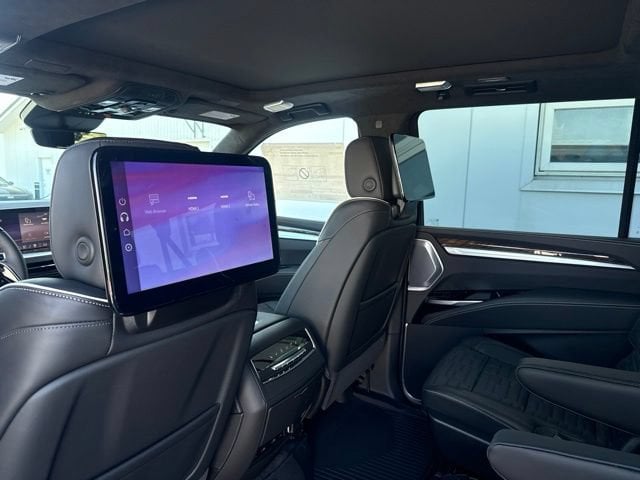 2026 Cadillac Escalade ESV Platinum Sport - Photo 23