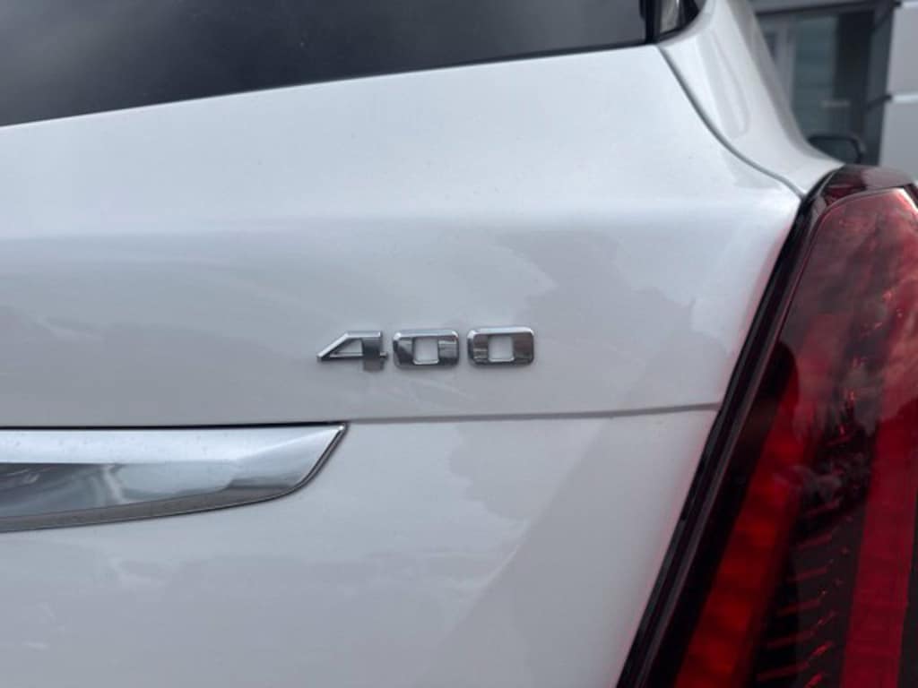 New 2026 CADILLAC XT5 Premium Luxury SUV
