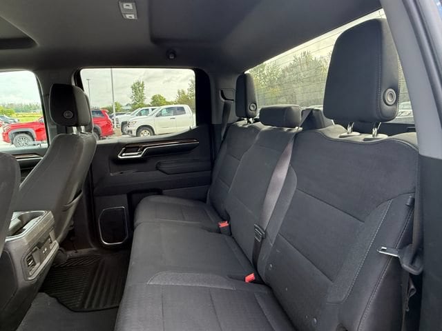 2023 Chevrolet Silverado 1500 LT - Photo 10
