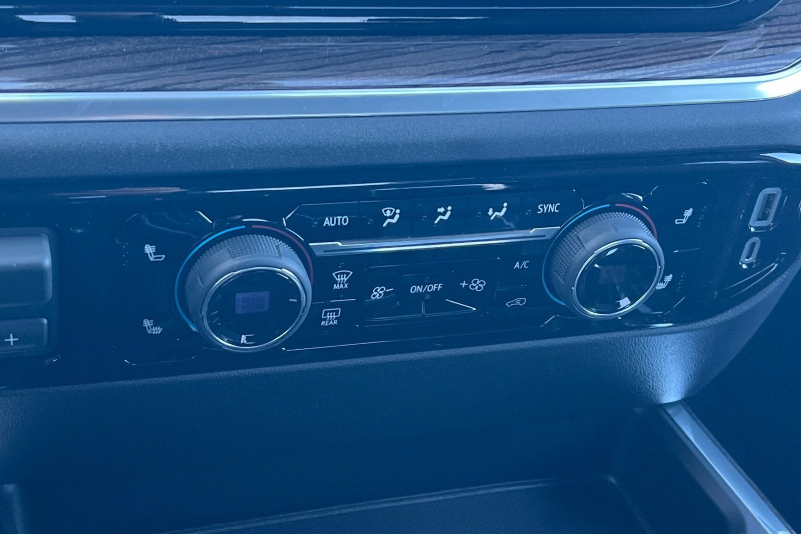 2026 Chevrolet Silverado 1500 LT - Photo 17