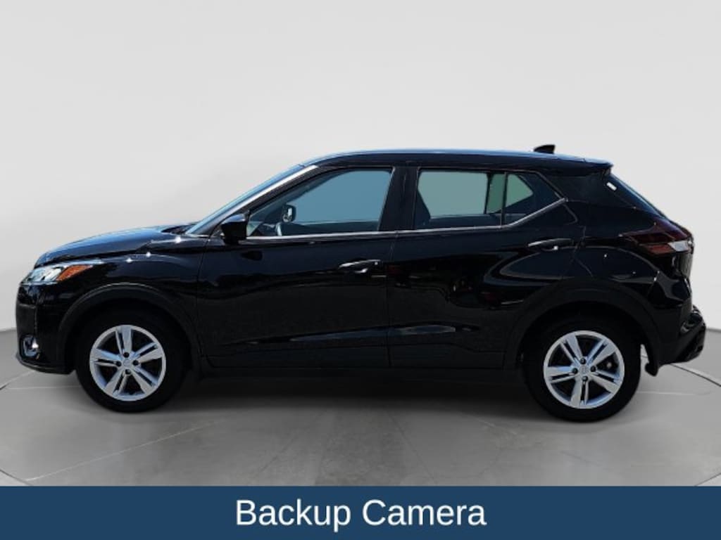 Used 2025 Nissan Kicks Play S SUV