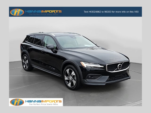 2023 Volvo V60 Cross Country