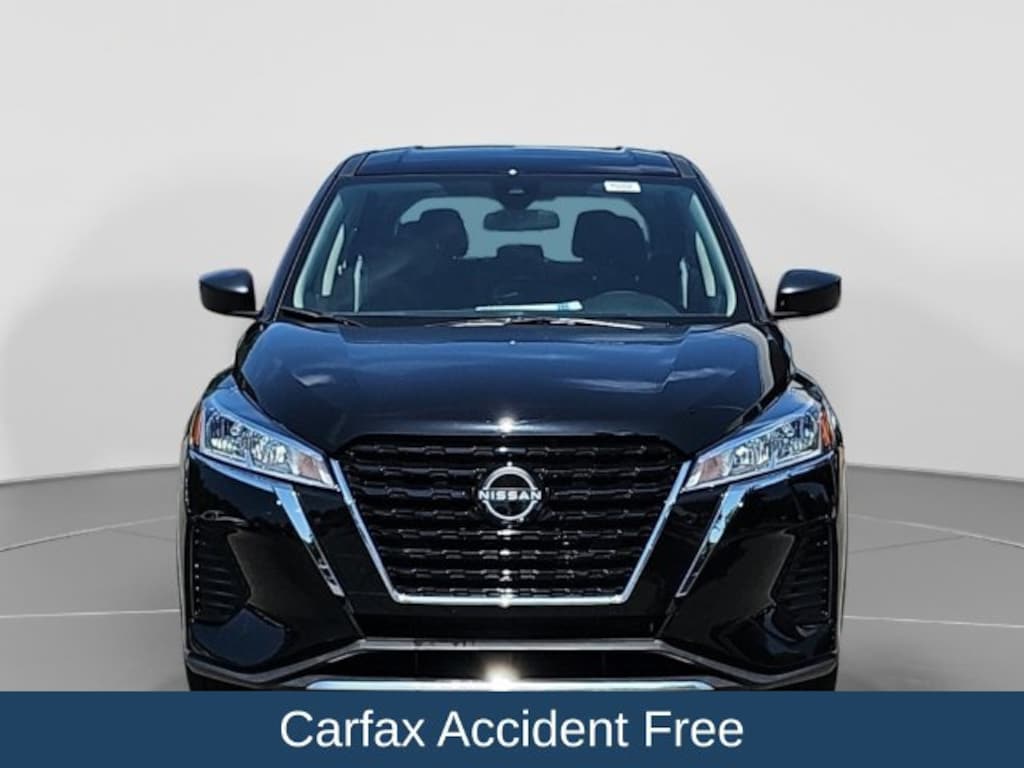 Used 2025 Nissan Kicks Play S SUV