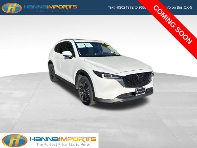 2023 Mazda CX-5 S Premium package