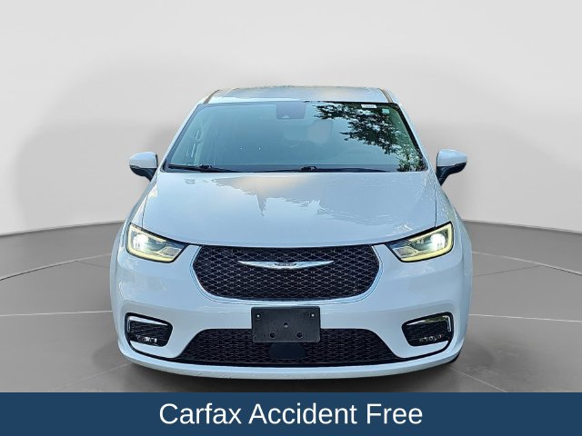 Used 2023 Chrysler Pacifica Hybrid Touring L Minivan/Van