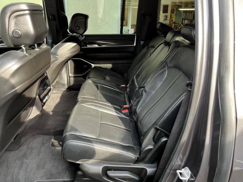 2022 Jeep Wagoneer Series III - Photo 6