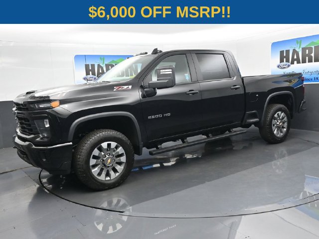 2026 Chevrolet Silverado 2500 HD Custom Truck