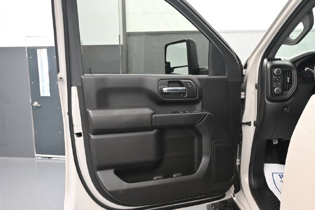 2026 Chevrolet Silverado 2500 HD Custom - Photo 10