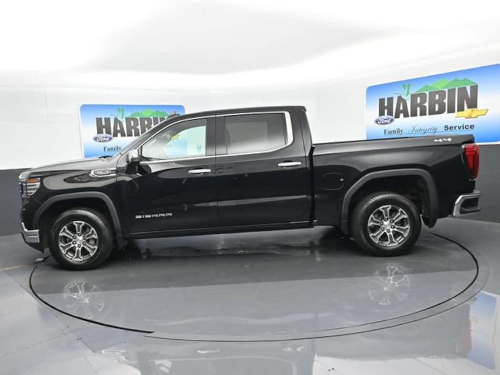 Used 2025 GMC Sierra 1500 SLT Truck