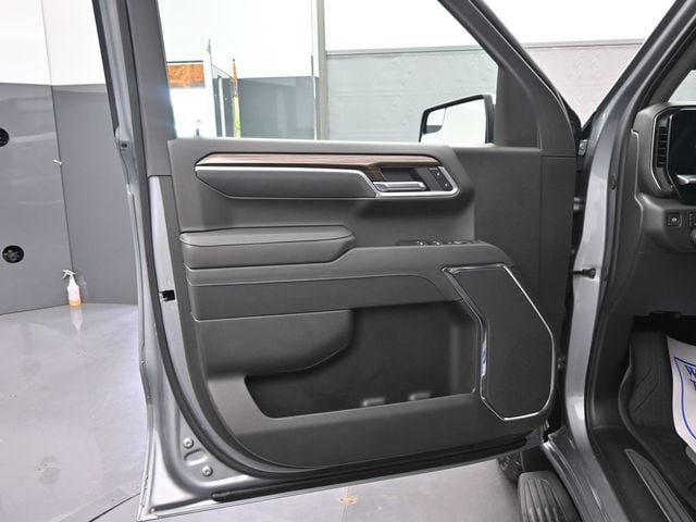 2026 Chevrolet Silverado 1500 Custom - Photo 8