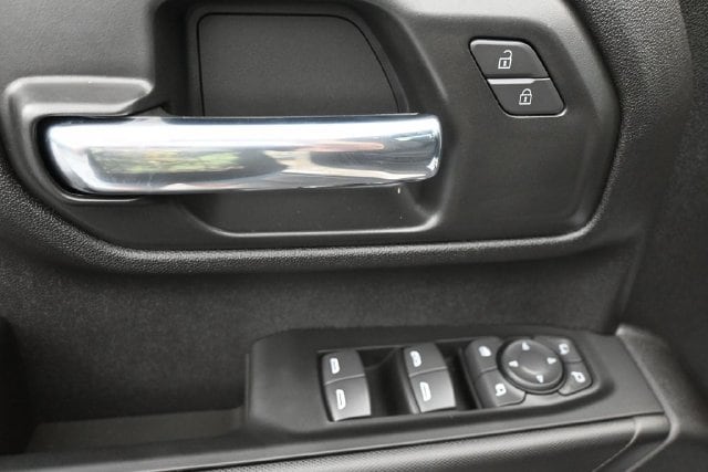 2026 Chevrolet Silverado 2500 HD Custom - Photo 11