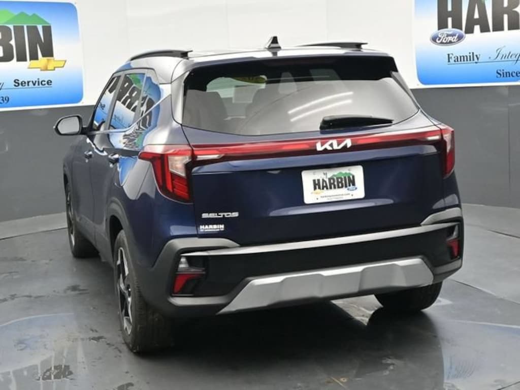 Used 2024 Kia Seltos EX