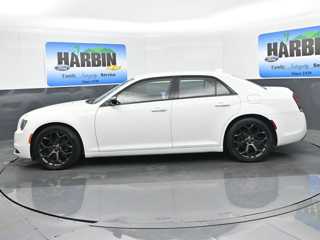Certified 2019 Chrysler 300 Touring with VIN 2C3CCAAG4KH555932 for sale in Scottsboro, AL