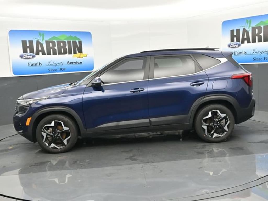 Used 2024 Kia Seltos EX SUV