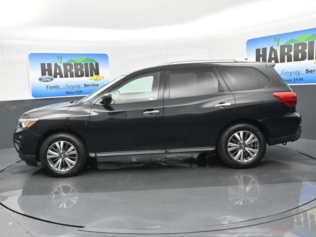 Used 2020 Nissan Pathfinder SV SUV