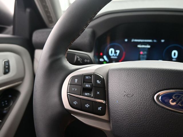 2025 Ford Explorer Active - Photo 16