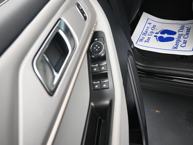 2025 Ford Explorer Active - Photo 13