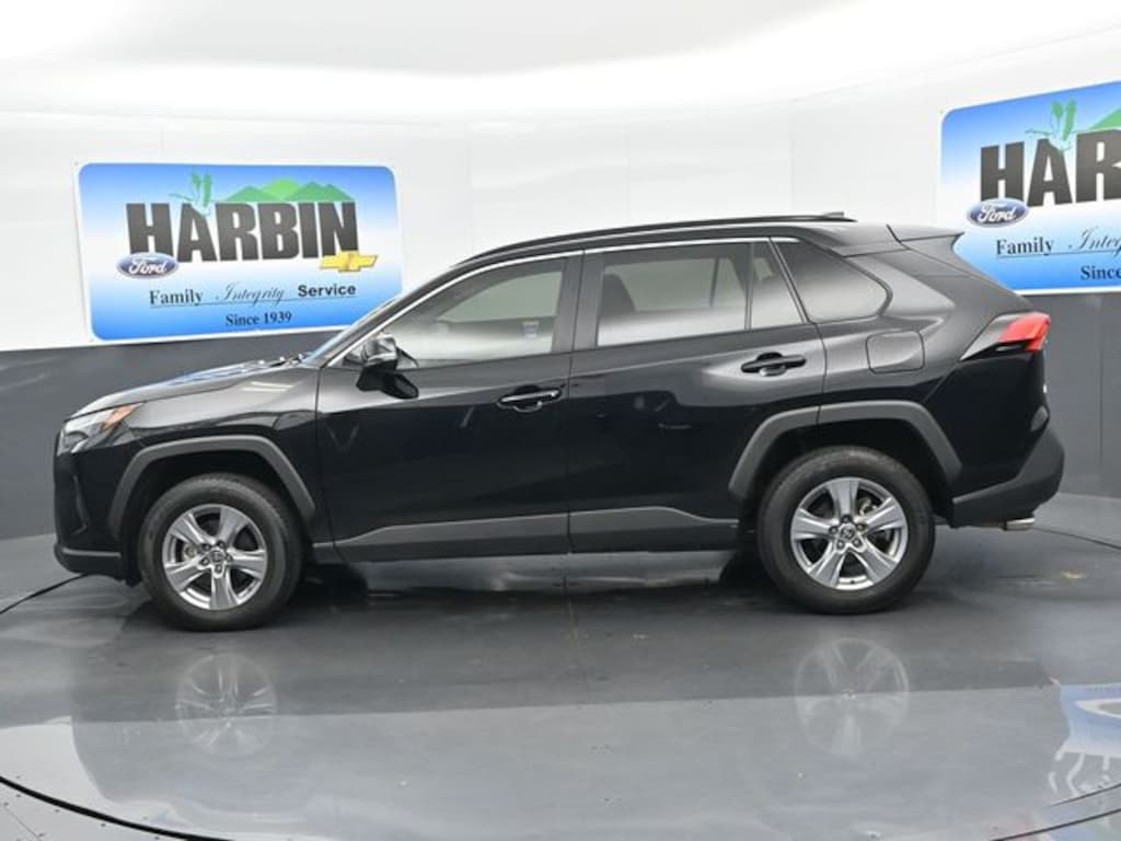 Used 2025 Toyota RAV4 XLE SUV