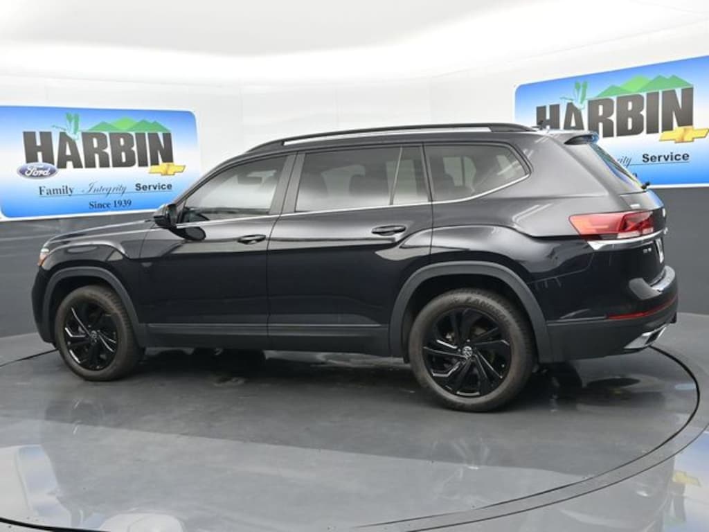 Used 2023 Volkswagen Atlas 3.6L V6 SE w/Technology SUV