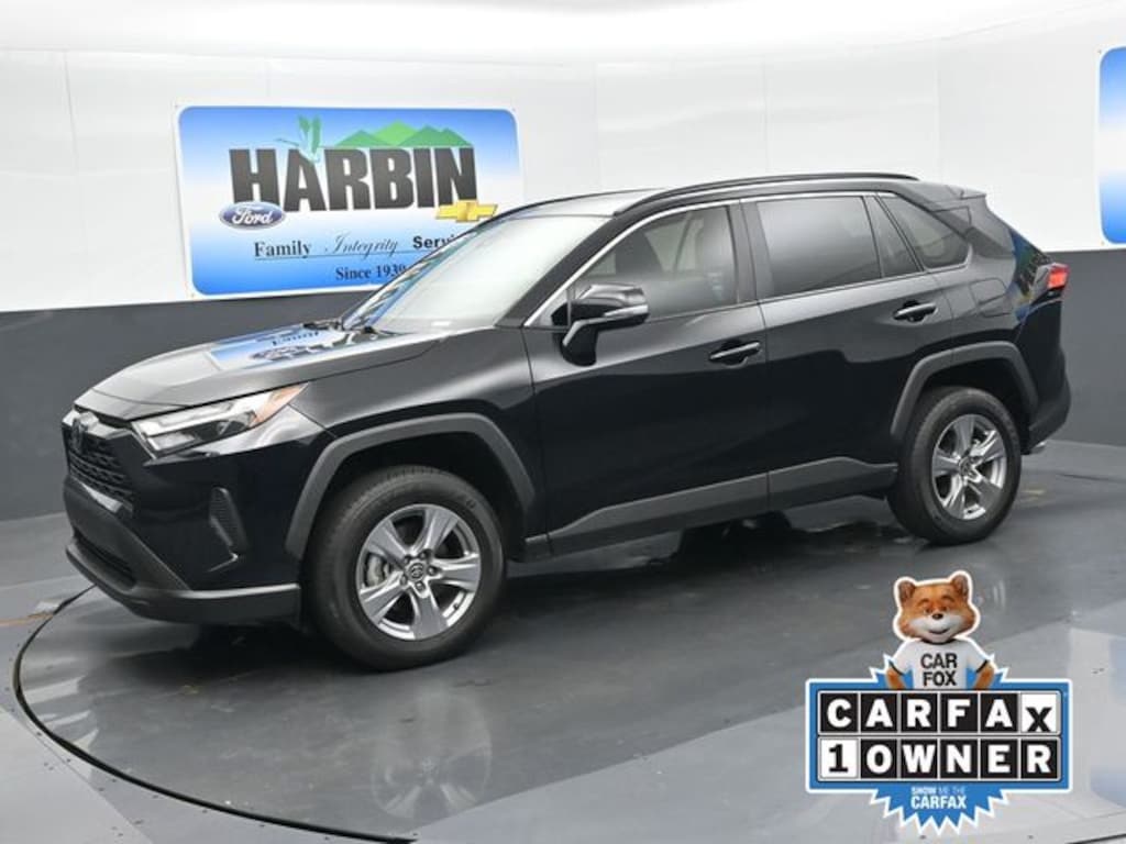 Used 2025 Toyota RAV4 XLE SUV