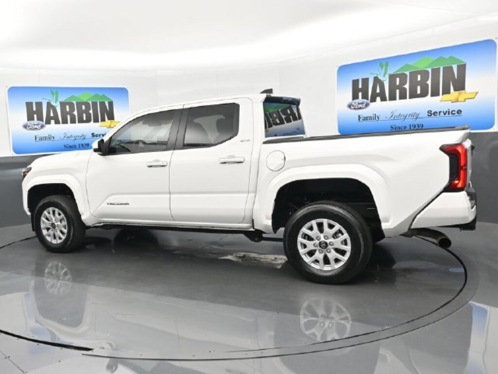 Used 2024 Toyota Tacoma SR5 Truck