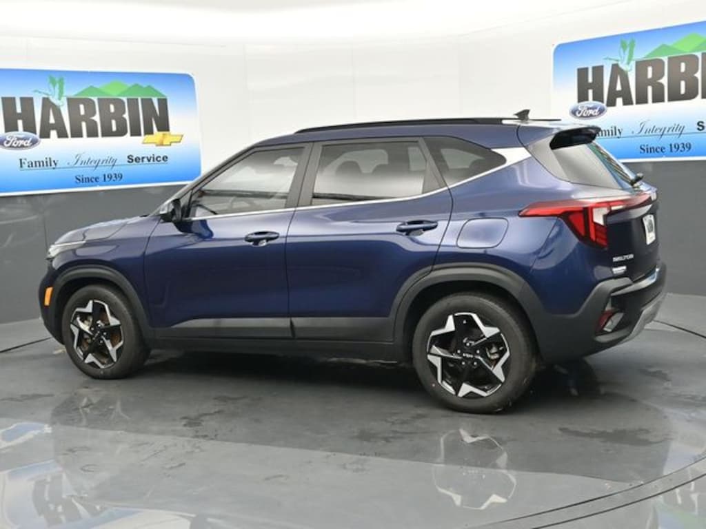 Used 2024 Kia Seltos EX SUV