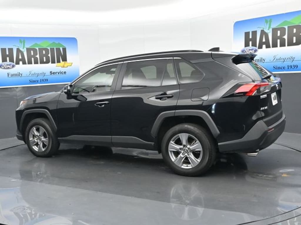 Used 2025 Toyota RAV4 XLE SUV