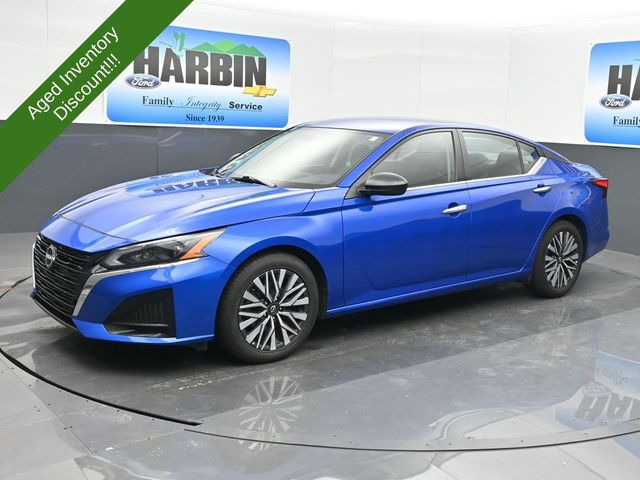 2025 Nissan Altima