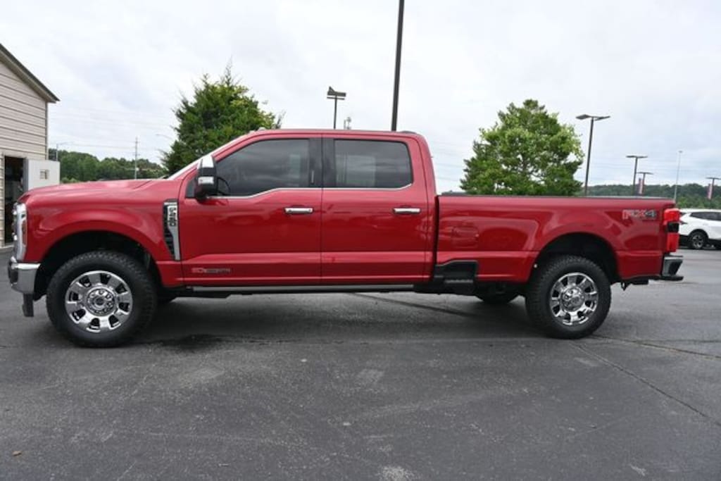 Used 2024 Ford F-250SD King Ranch Truck