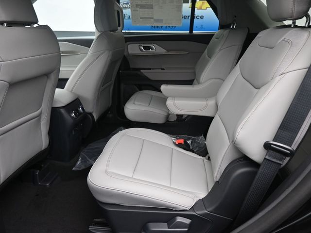 2025 Ford Explorer Active - Photo 10