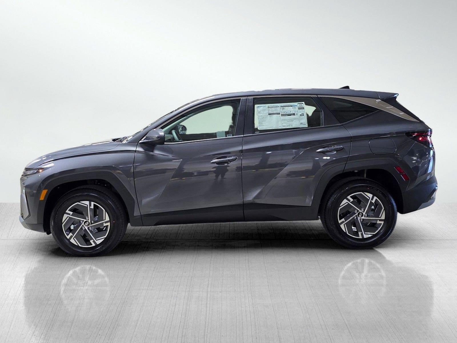 New 2026 Hyundai Tucson Hybrid Blue SE SUV