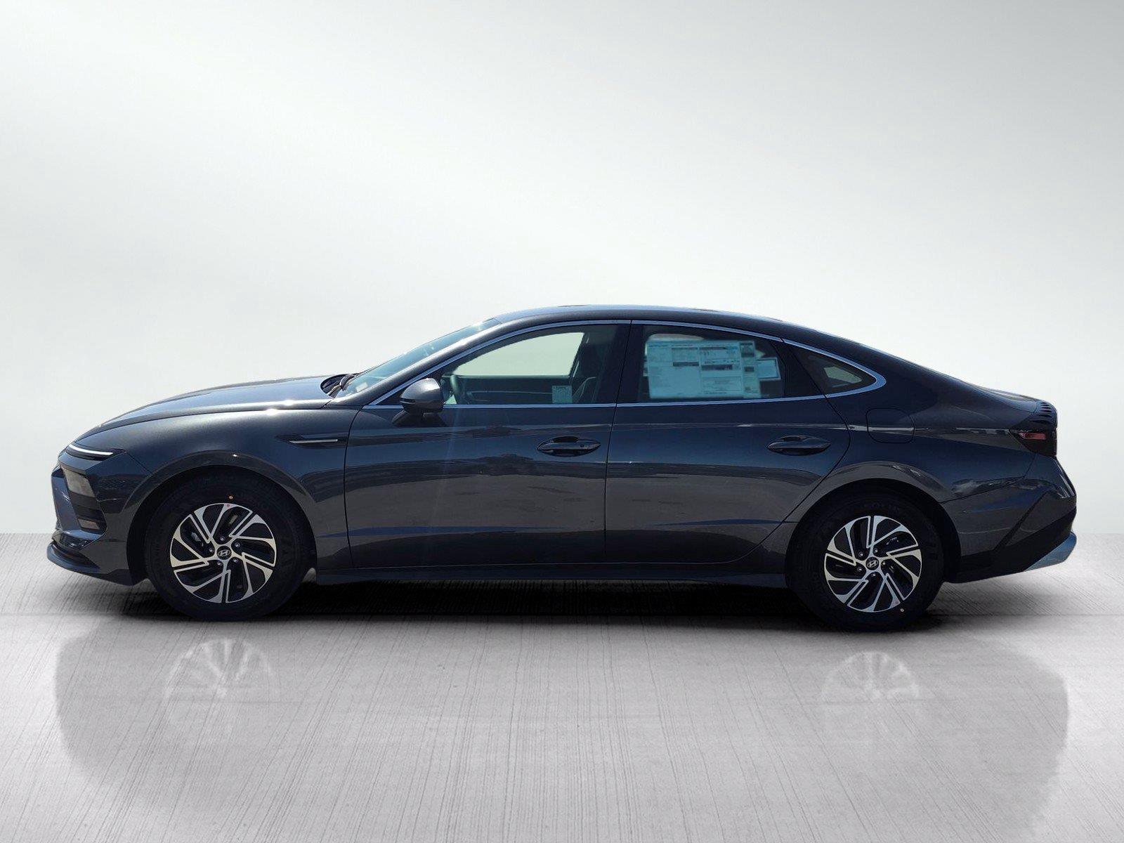 New 2027 Hyundai Sonata Hybrid Blue Sedan