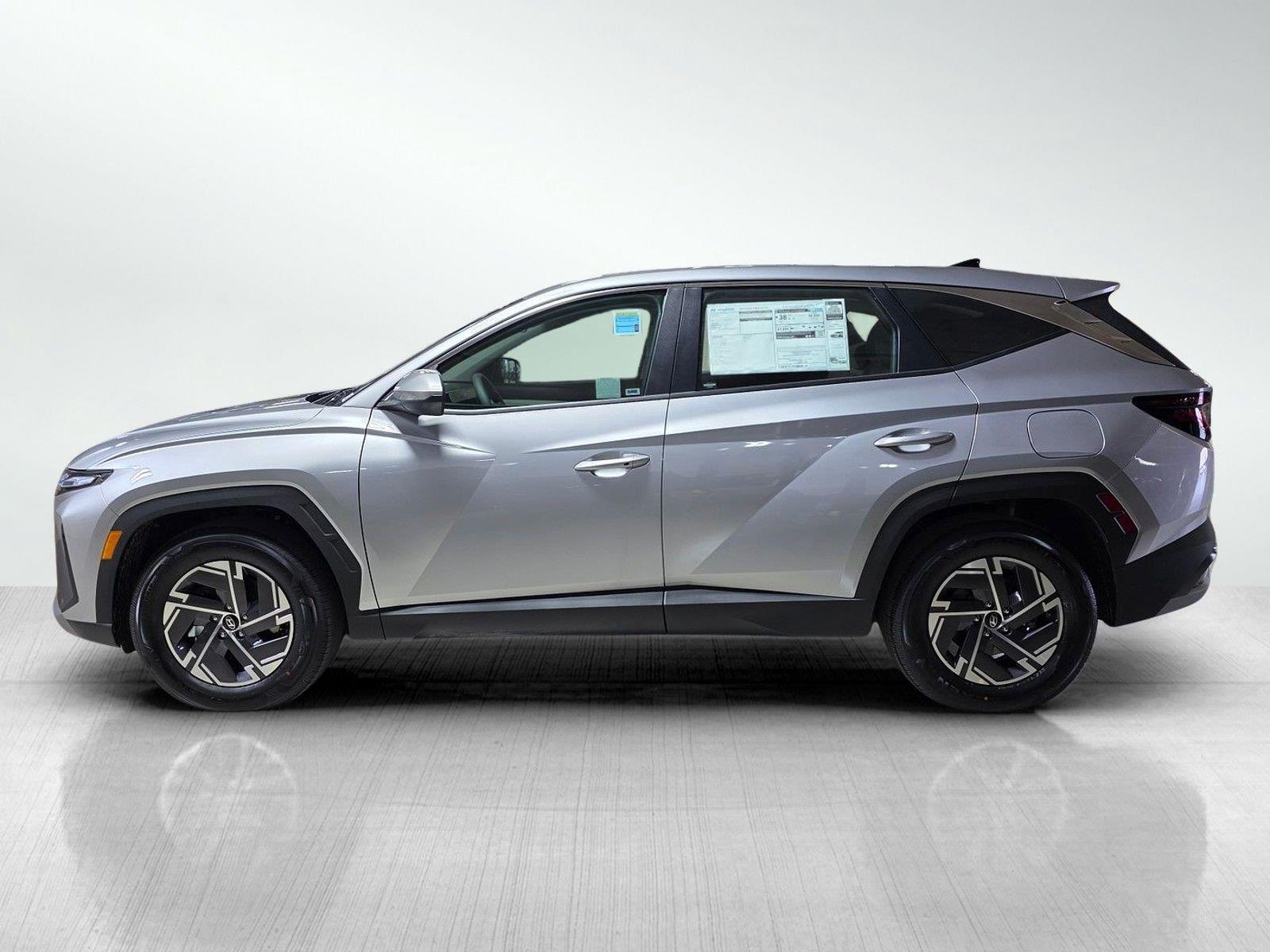 New 2026 Hyundai Tucson Hybrid SE SUV