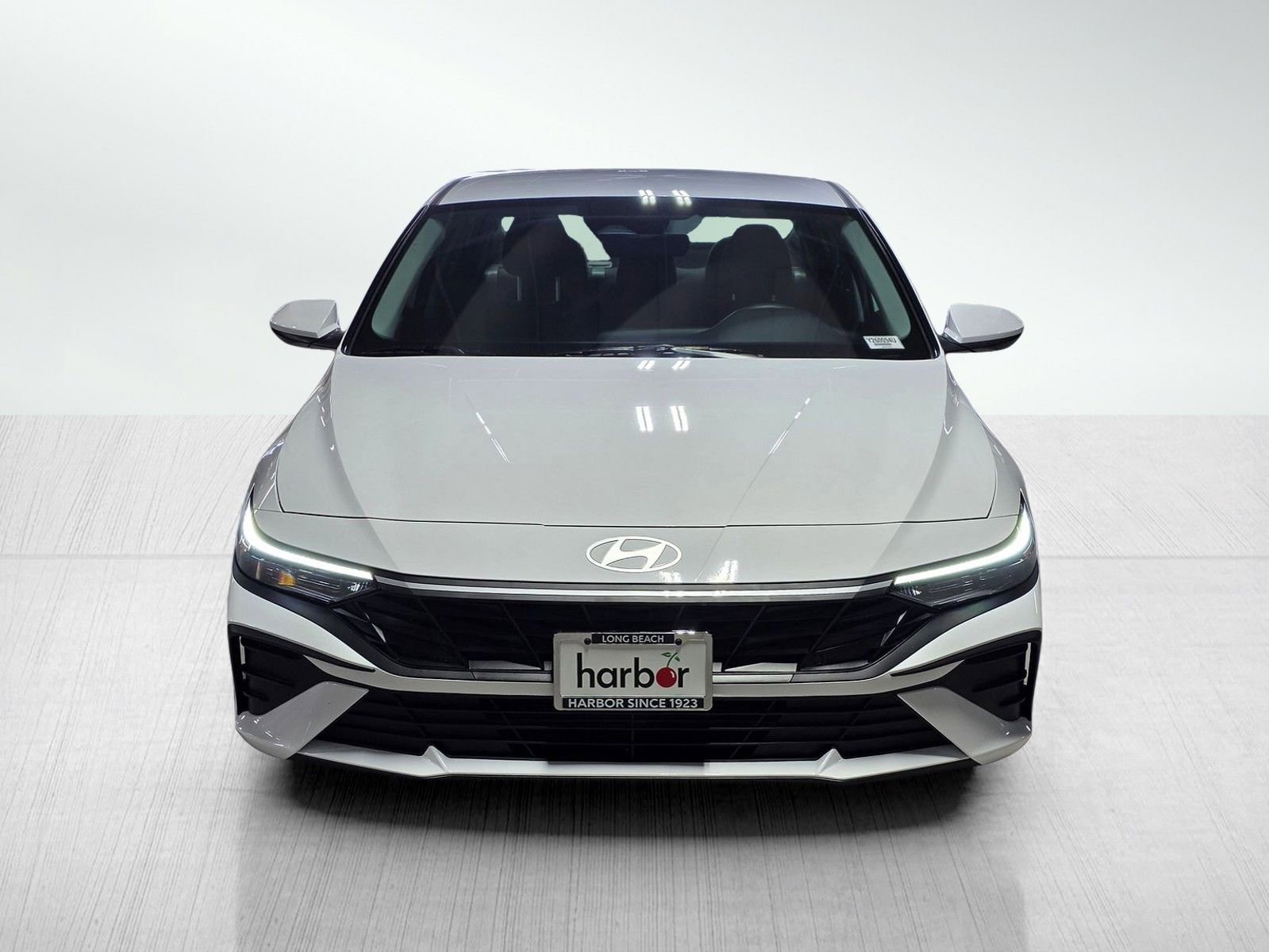 New 2026 Hyundai Elantra SE Sedan