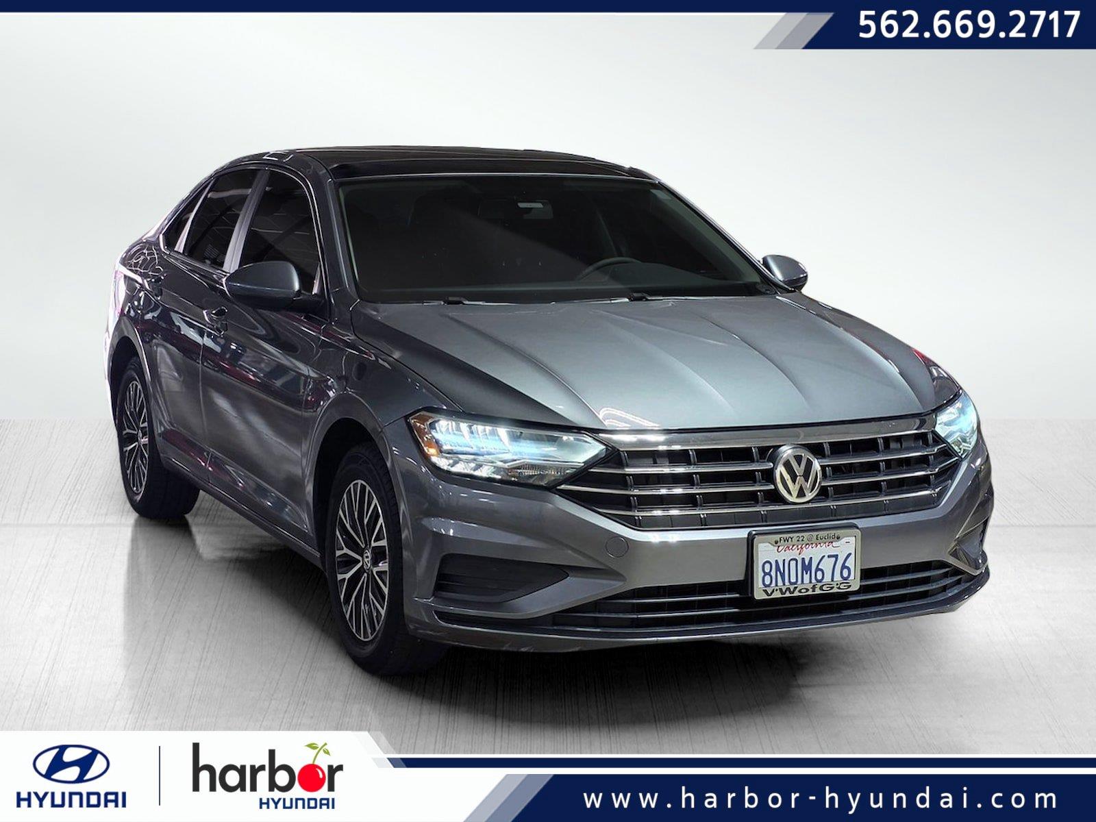 Used 2019 Volkswagen Jetta SE Sedan