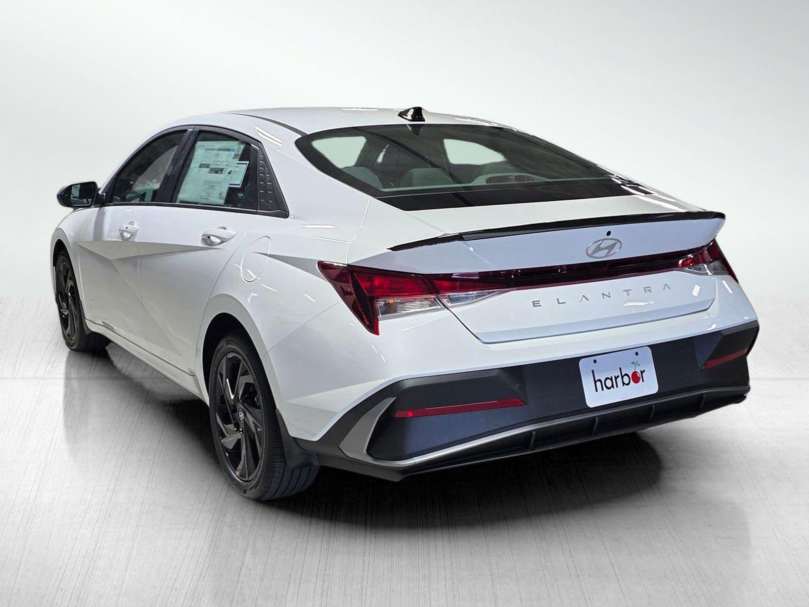 New 2026 Hyundai Elantra SEL Sport Sedan