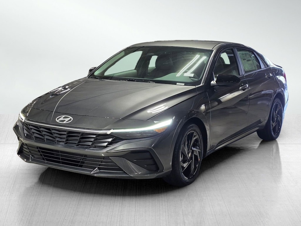 New 2026 Hyundai Elantra SEL Sport 4dr Car