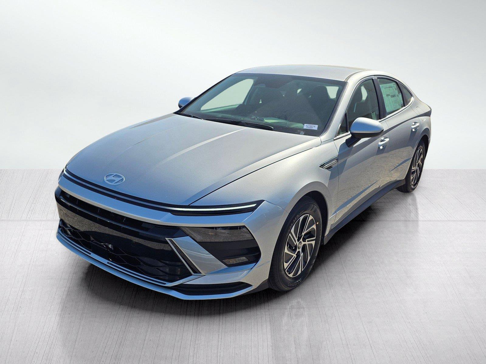 New 2027 Hyundai Sonata Hybrid Blue Sedan