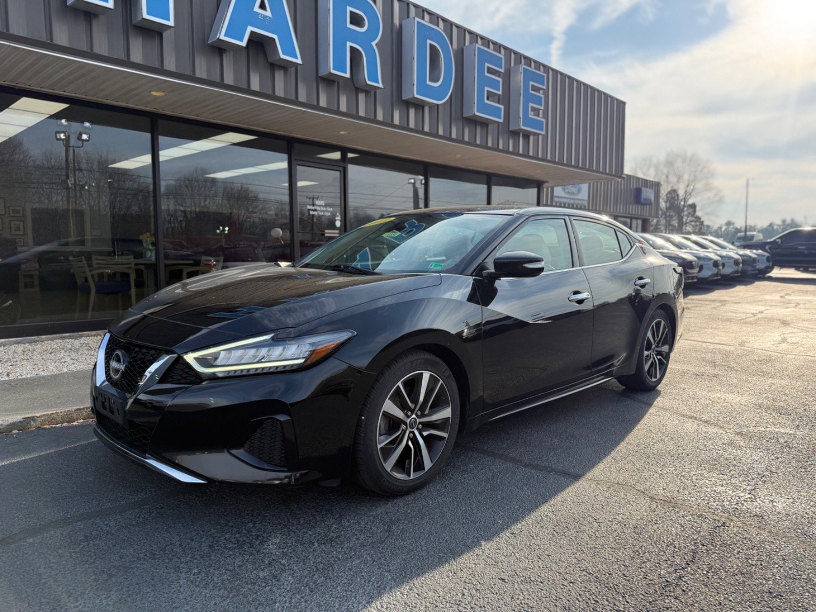 2023 Nissan Maxima