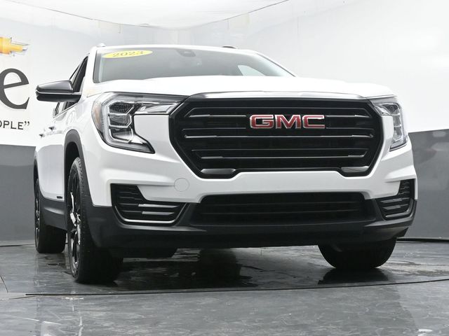 Used 2023 GMC Terrain SLE SUV