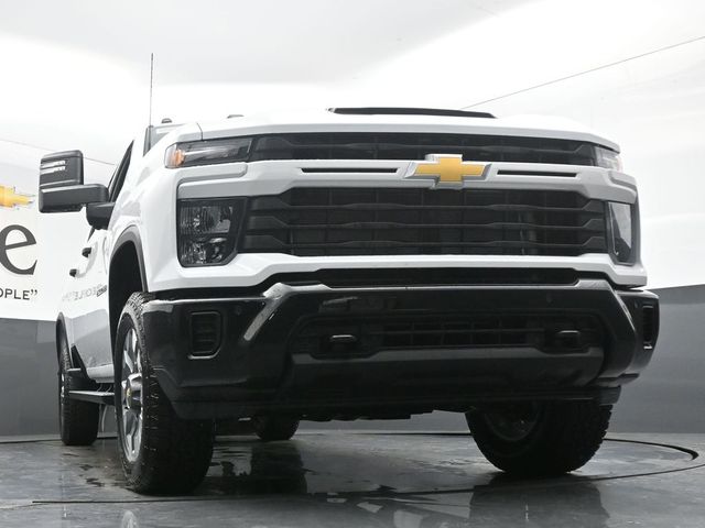 New 2026 Chevrolet Silverado 2500HD Custom Truck