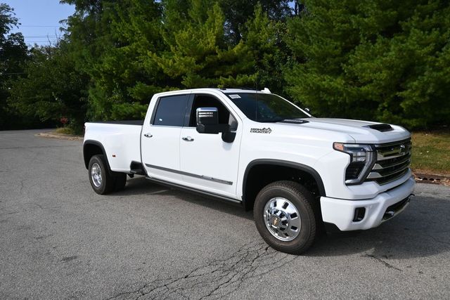 New 2026 Chevrolet Silverado 3500HD High Country Truck
