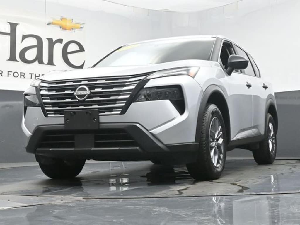 Used 2024 Nissan Rogue S SUV