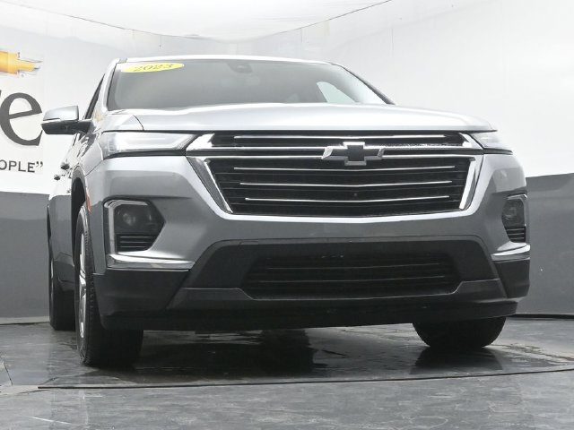 Used 2023 Chevrolet Traverse LT Cloth w/1LT SUV