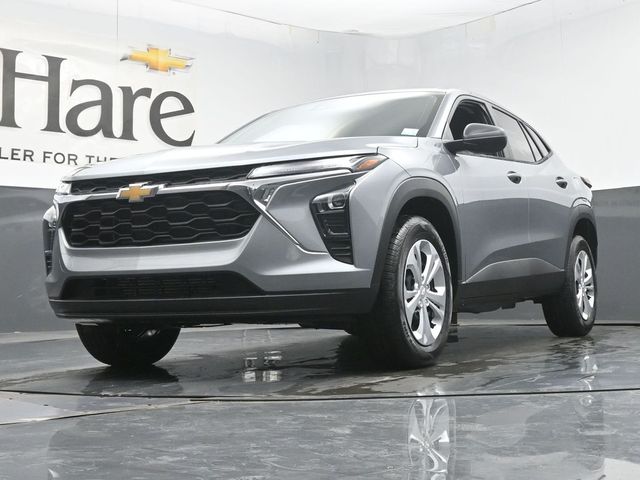 New 2026 Chevrolet Trax LS SUV