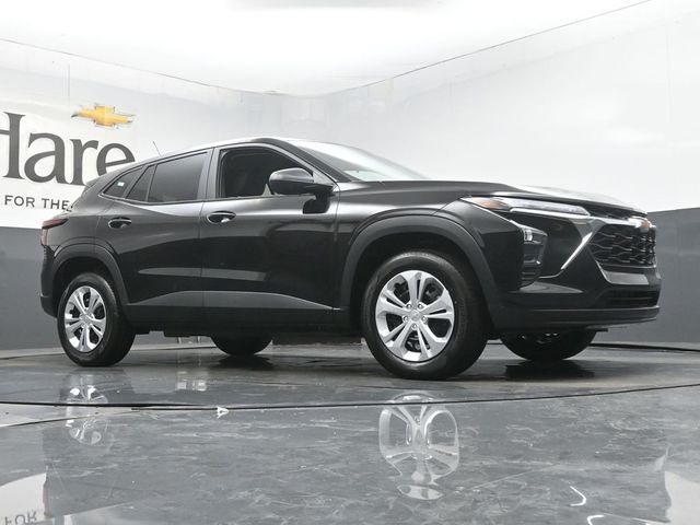 New 2026 Chevrolet Trax LS SUV