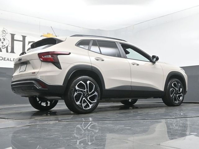 2026 Chevrolet Trax RS - Photo 11