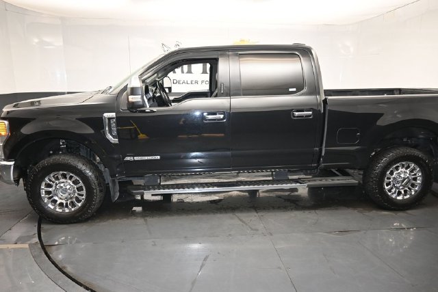 Used 2021 Ford F-250SD Lariat Truck
