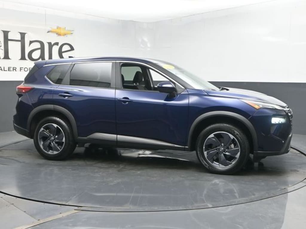 Used 2024 Nissan Rogue SV SUV