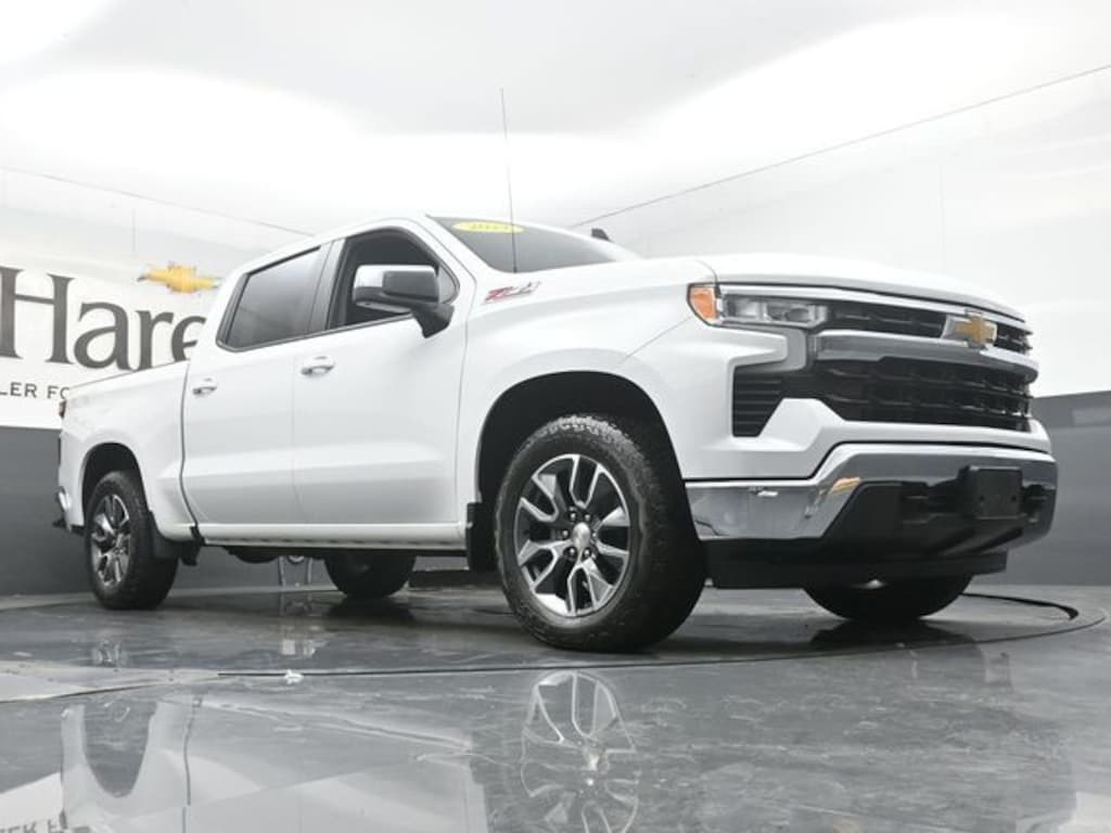 Used 2022 Chevrolet Silverado 1500 LT w/1LT Truck Crew Cab